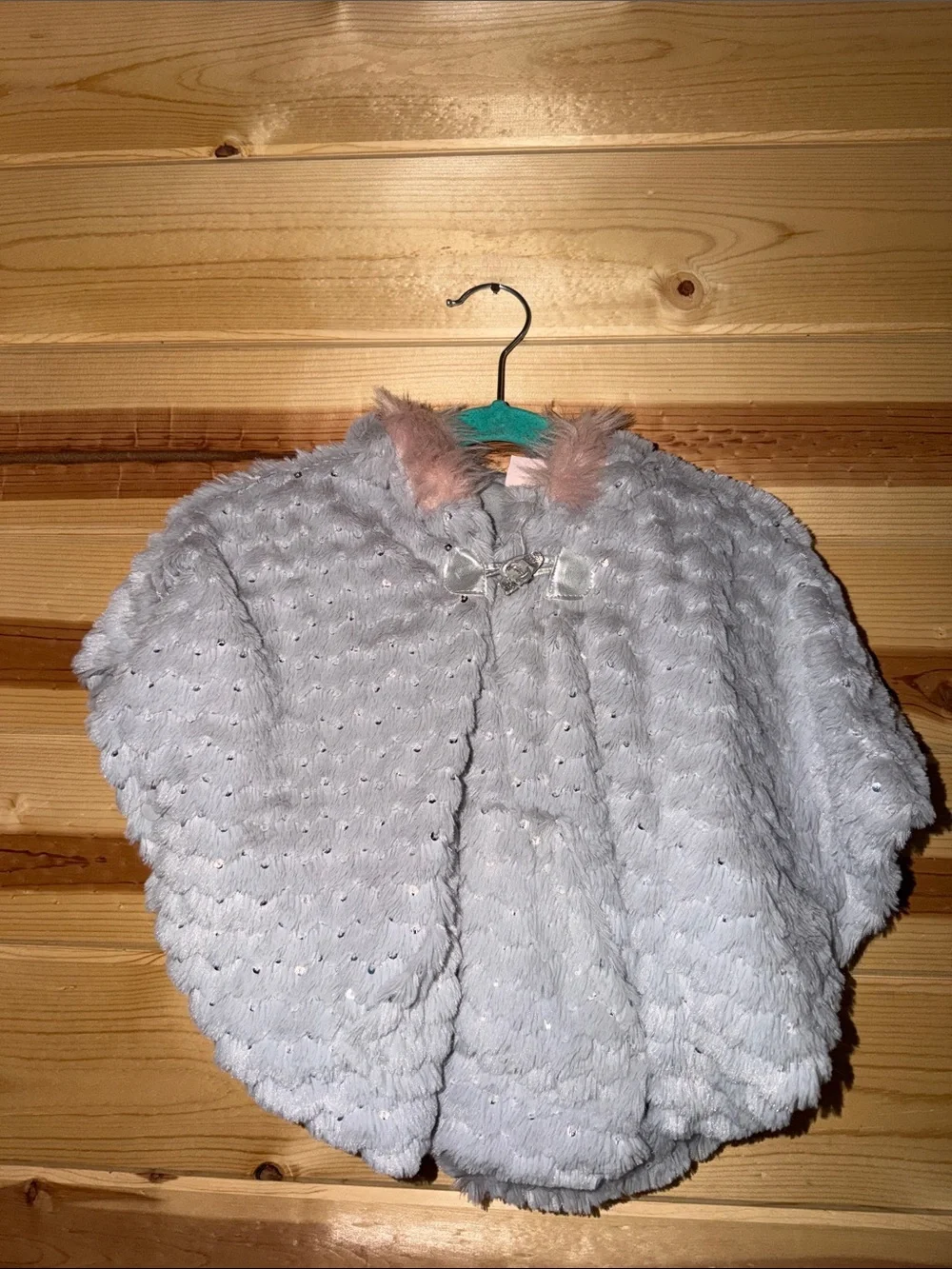 Little Lass Light Gray Faux Fur Cape with Pink Trim